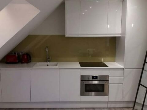 glass splashback