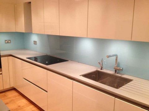 splashback with upstand