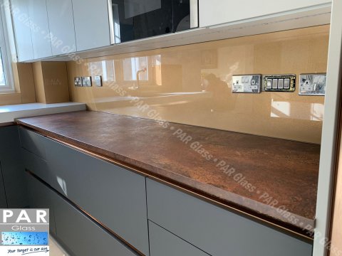 brown glass splash back