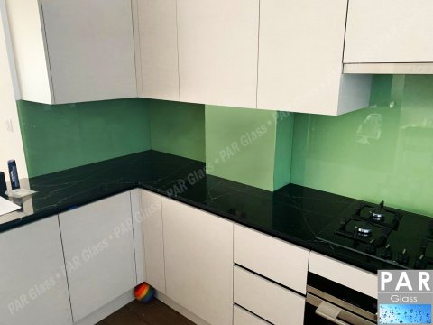 glass splashback colours for kitchens