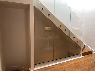 frameless glass balustrade